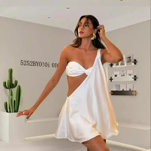 Odalie — White Sculptural Bustier Gown